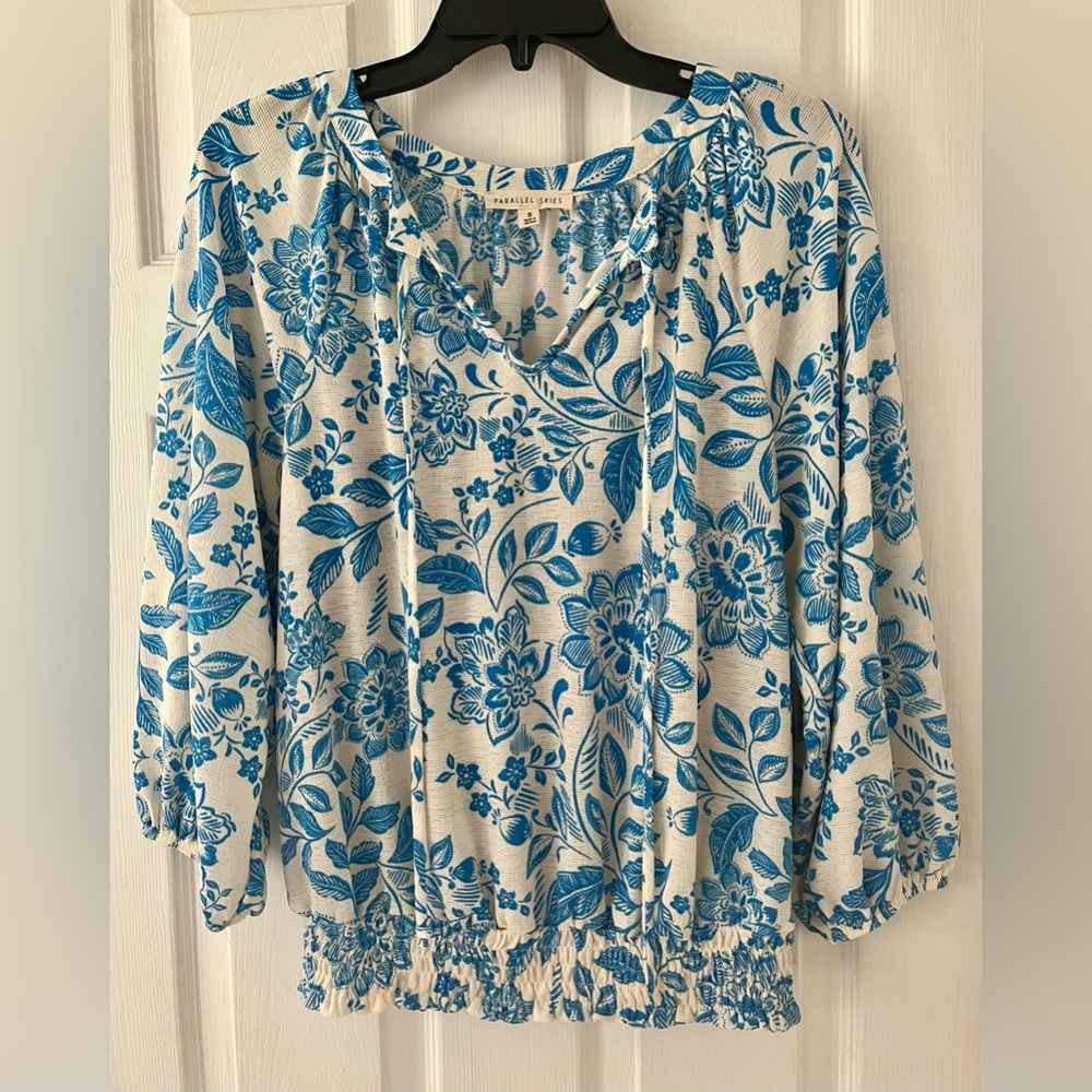 Elegant Blue Floral Blouse